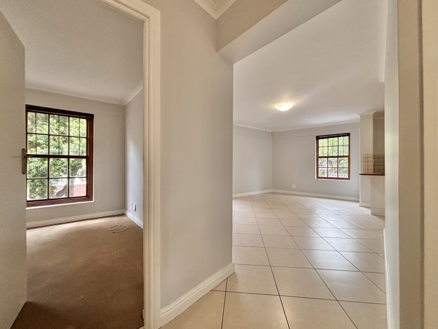 2 Bedroom Property for Sale in Wynberg Upper Western Cape
